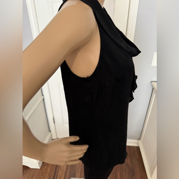 WHBM Black Sleeveless Ruffle Front Top - Picture 8 of 8